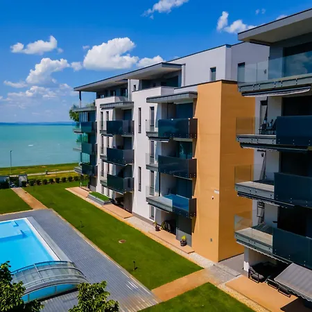 Myflat Casa Premium Apartment *
